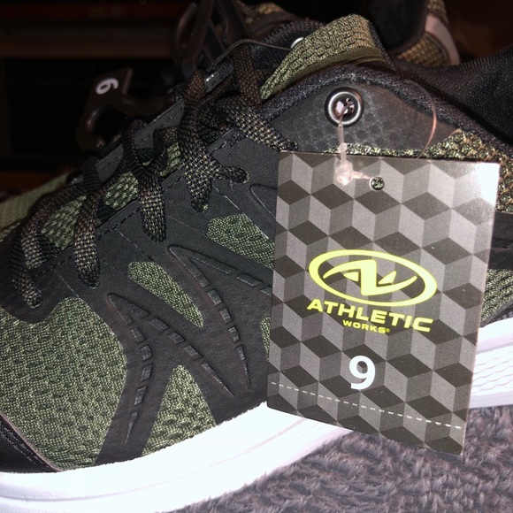 Sz 9 or 9.5 Lightweight memory foam running shoes - Picture 7 of 8